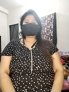 Snapshot of Tishani chatting on January 31, 2026, 8:29 pm Tishani online show from January 31, 2026, 8:29 pm