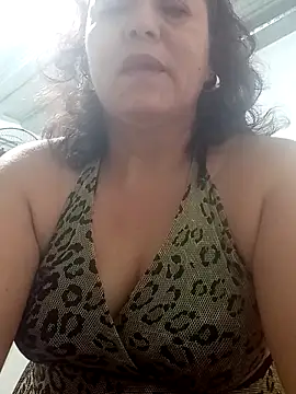 Snapshot of Fulopp15 chatting on December 22, 2024, 12:16 pm Fulopp15 online show from December 22, 2024, 12:16 pm