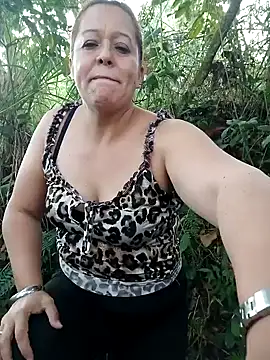 Snapshot of Fulopp15 chatting on February 2, 2025, 12:24 pm Fulopp15 online show from February 2, 2025, 12:24 pm