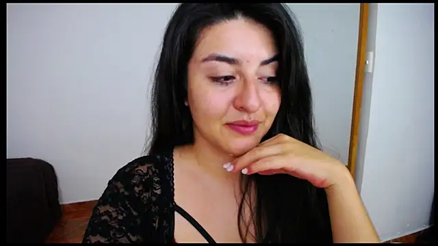 Snapshot of moritalatina chatting on September 16, 2025, 2:45 am moritalatina online show from September 16, 2025, 2:45 am