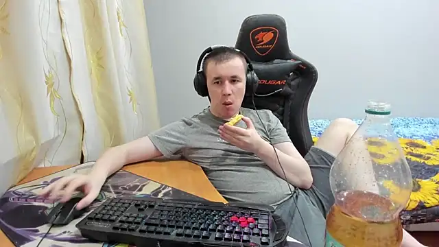 iliaskrislove online show from October 16, 2025, 4:15 pm