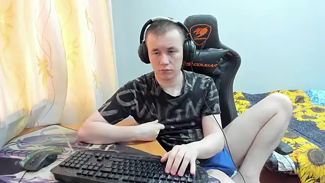 iliaskrislove online show from October 11, 2025, 3:40 am