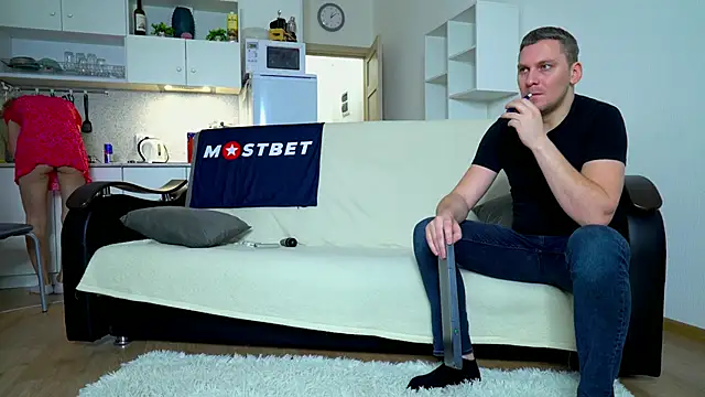 littlesweettifany online show from December 20, 2024, 9:00 am