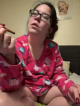 Snapshot of FreakNastyLacie chatting on December 21, 2025, 11:16 pm FreakNastyLacie online show from December 21, 2025, 11:16 pm
