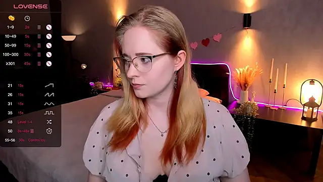 Aemilia  online show from April 11, 2026, 8:29 am