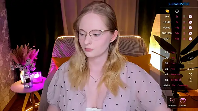 Aemilia  online show from February 21, 2026, 8:49 am