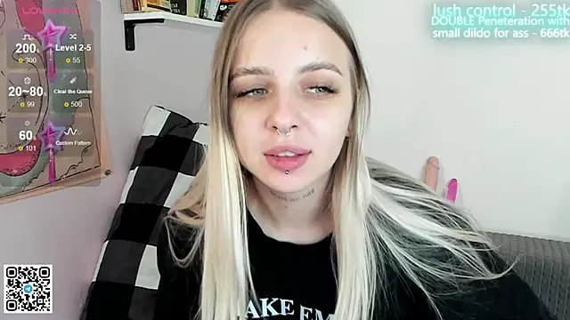 Snapshot of Alice_Halle chatting on October 30, 2025, 9:07 am Alice Halle online show from October 30, 2025, 9:07 am