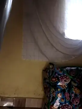 zaynlovena online show from December 14, 2025, 8:09 am