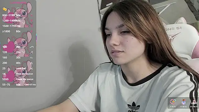 Snapshot of MashkaRay chatting on February 26, 2025, 9:20 pm MashkaRay online show from February 26, 2025, 9:20 pm