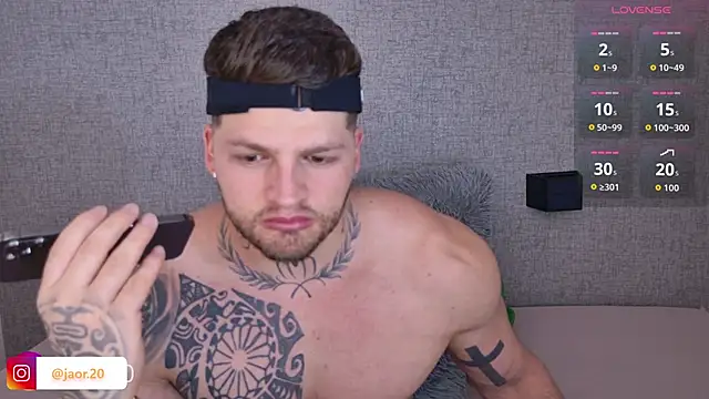 Jaor owens20 online show from March 4, 2026, 11:34 pm