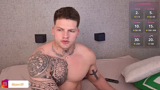 Jaor owens20 online show from April 10, 2026, 12:28 am