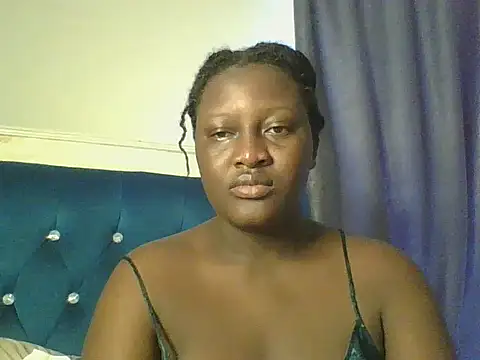 Snapshot of Heavy_ass chatting on April 15, 2026, 8:09 am Heavy ass online show from April 15, 2026, 8:09 am