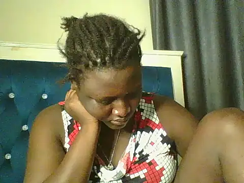 Snapshot of Heavy_ass chatting on April 30, 2026, 6:48 pm Heavy ass online show from April 30, 2026, 6:48 pm