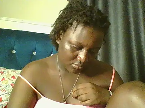 Snapshot of Heavy_ass chatting on April 25, 2026, 6:38 pm Heavy ass online show from April 25, 2026, 6:38 pm