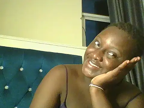 Snapshot of Heavy_ass chatting on April 2, 2026, 8:26 pm Heavy ass online show from April 2, 2026, 8:26 pm