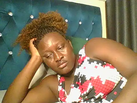 Snapshot of Heavy_ass chatting on May 9, 2026, 8:23 pm Heavy ass online show from May 9, 2026, 8:23 pm