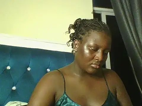 Snapshot of Heavy_ass chatting on March 16, 2026, 6:10 pm Heavy ass online show from March 16, 2026, 6:10 pm