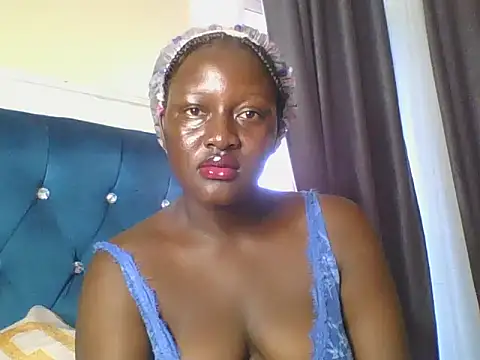 Snapshot of Heavy_ass chatting on January 9, 2026, 6:09 am Heavy ass online show from January 9, 2026, 6:09 am