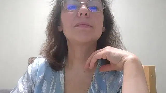 HollyJewel online show from March 27, 2026, 4:52 pm