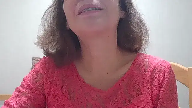 HollyJewel online show from October 23, 2025, 4:49 pm