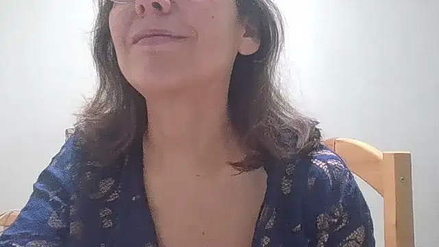 HollyJewel online show from March 22, 2026, 5:47 pm