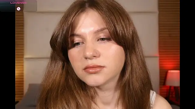 AliceBellamy online show from April 6, 2026, 4:46 am