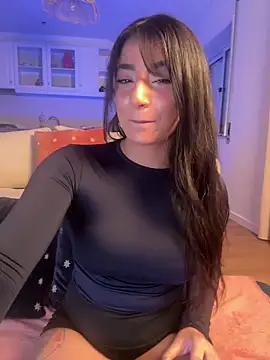 ZoeZayd online show from April 12, 2026, 6:11 pm