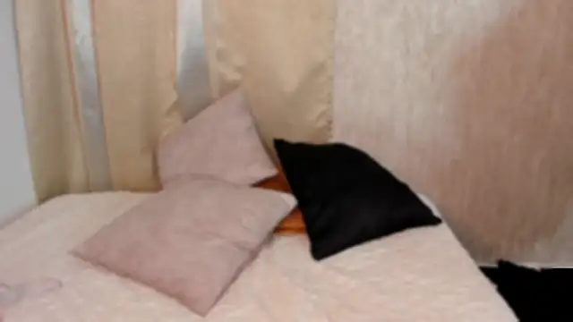 Snapshot of Cleopatra_Fit chatting on March 8, 2025, 2:08 pm Cleopatra Fit online show from March 8, 2025, 2:08 pm