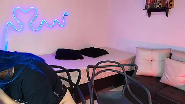 Jules n Gia online show from March 7, 2025, 9:27 pm