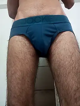 Snapshot of vamphunt130 chatting on November 6, 2025, 2:37 am vamphunt130 online show from November 6, 2025, 2:37 am