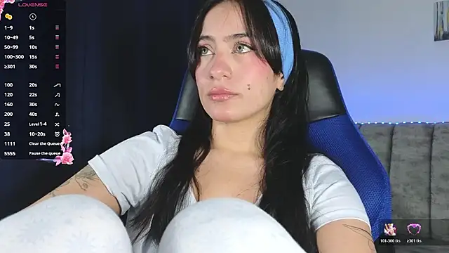 ZaraDames  online show from February 17, 2026, 3:37 am