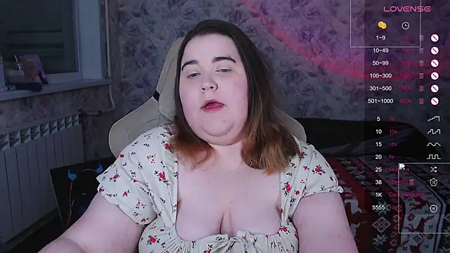 Snapshot of Estelle_Hicks chatting on November 26, 2025, 6:19 pm Estelle Hicks online show from November 26, 2025, 6:19 pm