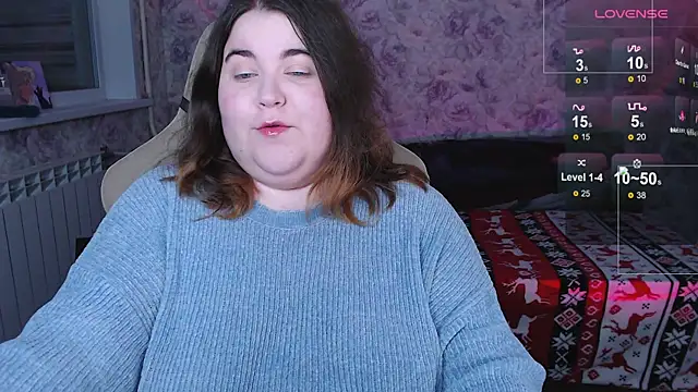 Snapshot of Estelle_Hicks chatting on November 8, 2025, 6:33 pm Estelle Hicks online show from November 8, 2025, 6:33 pm