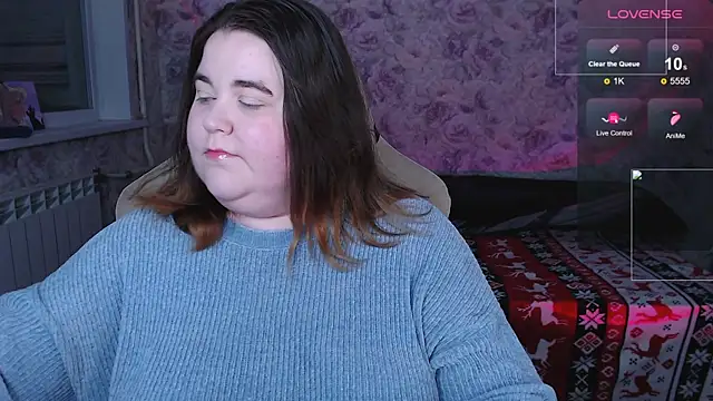 Snapshot of Estelle_Hicks chatting on November 7, 2025, 6:23 pm Estelle Hicks online show from November 7, 2025, 6:23 pm