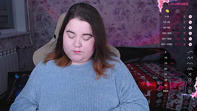 Snapshot of Estelle_Hicks chatting on November 13, 2025, 6:12 pm Estelle Hicks online show from November 13, 2025, 6:12 pm