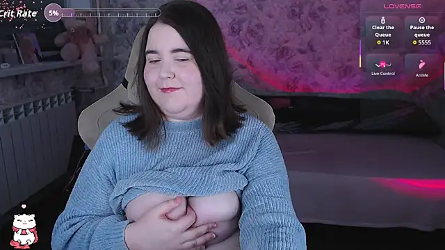 Estelle Hicks online show from April 11, 2026, 6:44 pm