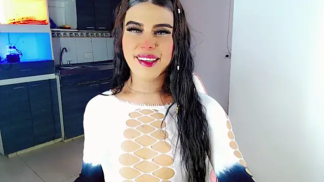 LittleEmmaa online show from February 26, 2026, 5:02 pm