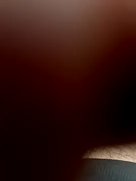 0maxx00 online show from December 16, 2025, 9:52 pm