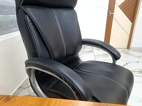 Snapshot of MALLUGIRL6 chatting on March 10, 2025, 7:44 am MALLUGIRL6 online show from March 10, 2025, 7:44 am