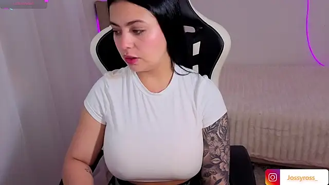 Victoryyy  online show from January 5, 2026, 7:06 pm