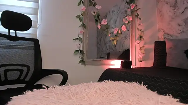 Snapshot of Bella_desi_ chatting on November 16, 2025, 1:16 pm Bella desi online show from November 16, 2025, 1:16 pm