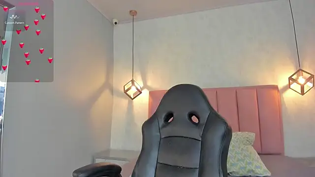 SUNNYCYRUS online show from February 24, 2026, 12:50 pm