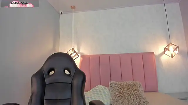 Snapshot of SUNNYCYRUS chatting on November 20, 2025, 12:50 pm SUNNYCYRUS online show from November 20, 2025, 12:50 pm