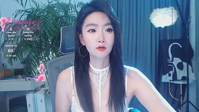 FeiFei-babe online show from June 4, 2026, 11:59 am