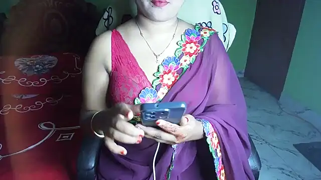 BengaliQueenStar online show from May 8, 2026, 4:22 pm