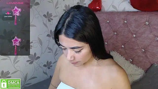 Snapshot of Susy_thomson chatting on February 15, 2025, 11:25 pm Susy thomson online show from February 15, 2025, 11:25 pm