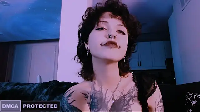 Snapshot of NaughtyLittleFox chatting on January 19, 2026, 5:11 am NaughtyLittleFox online show from January 19, 2026, 5:11 am