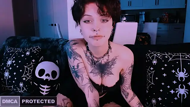 Snapshot of NaughtyLittleFox chatting on January 14, 2026, 3:21 am NaughtyLittleFox online show from January 14, 2026, 3:21 am