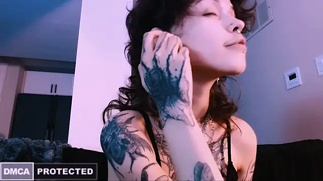 Snapshot of NaughtyLittleFox chatting on November 21, 2025, 3:16 am NaughtyLittleFox online show from November 21, 2025, 3:16 am