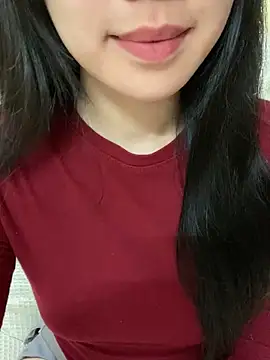 Snapshot of minmin2kk5 chatting on November 25, 2025, 3:45 pm minmin2kk5 online show from November 25, 2025, 3:45 pm